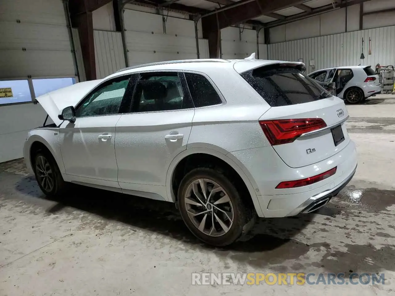 2 Photograph of a damaged car WA1FAAFY7P2165319 AUDI Q5 2023