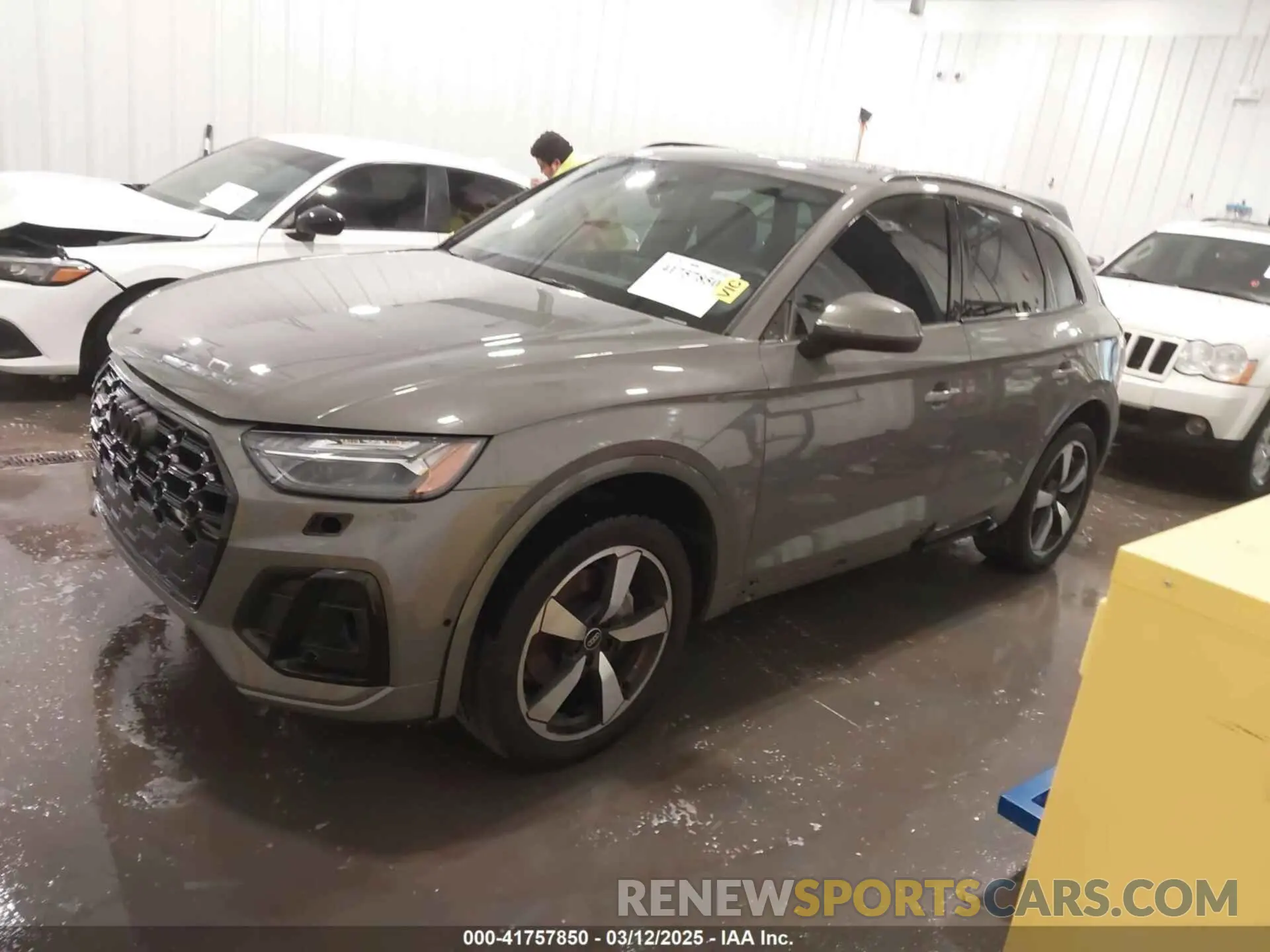 2 Photograph of a damaged car WA1FAAFY9P2114601 AUDI Q5 2023