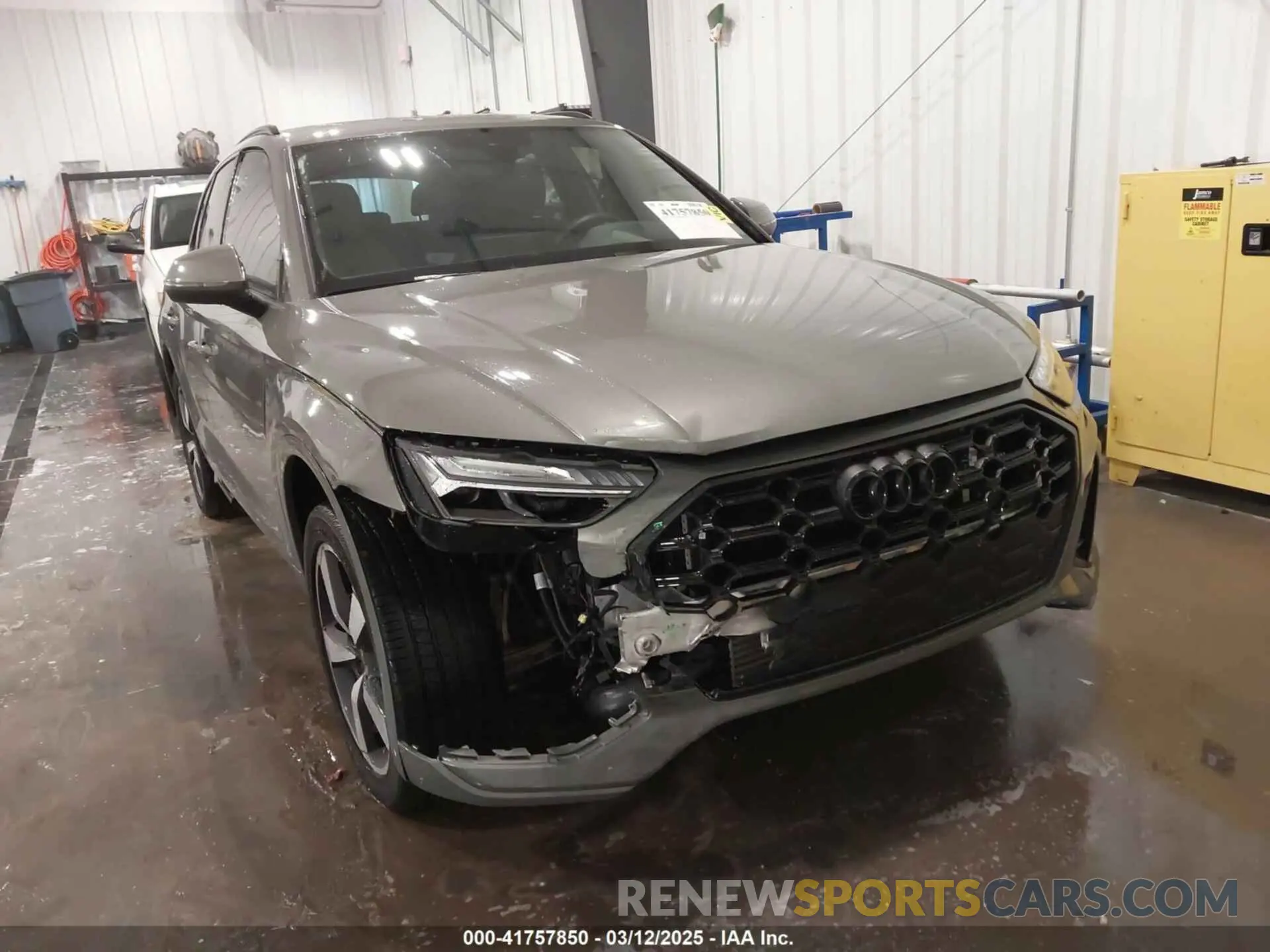 6 Photograph of a damaged car WA1FAAFY9P2114601 AUDI Q5 2023