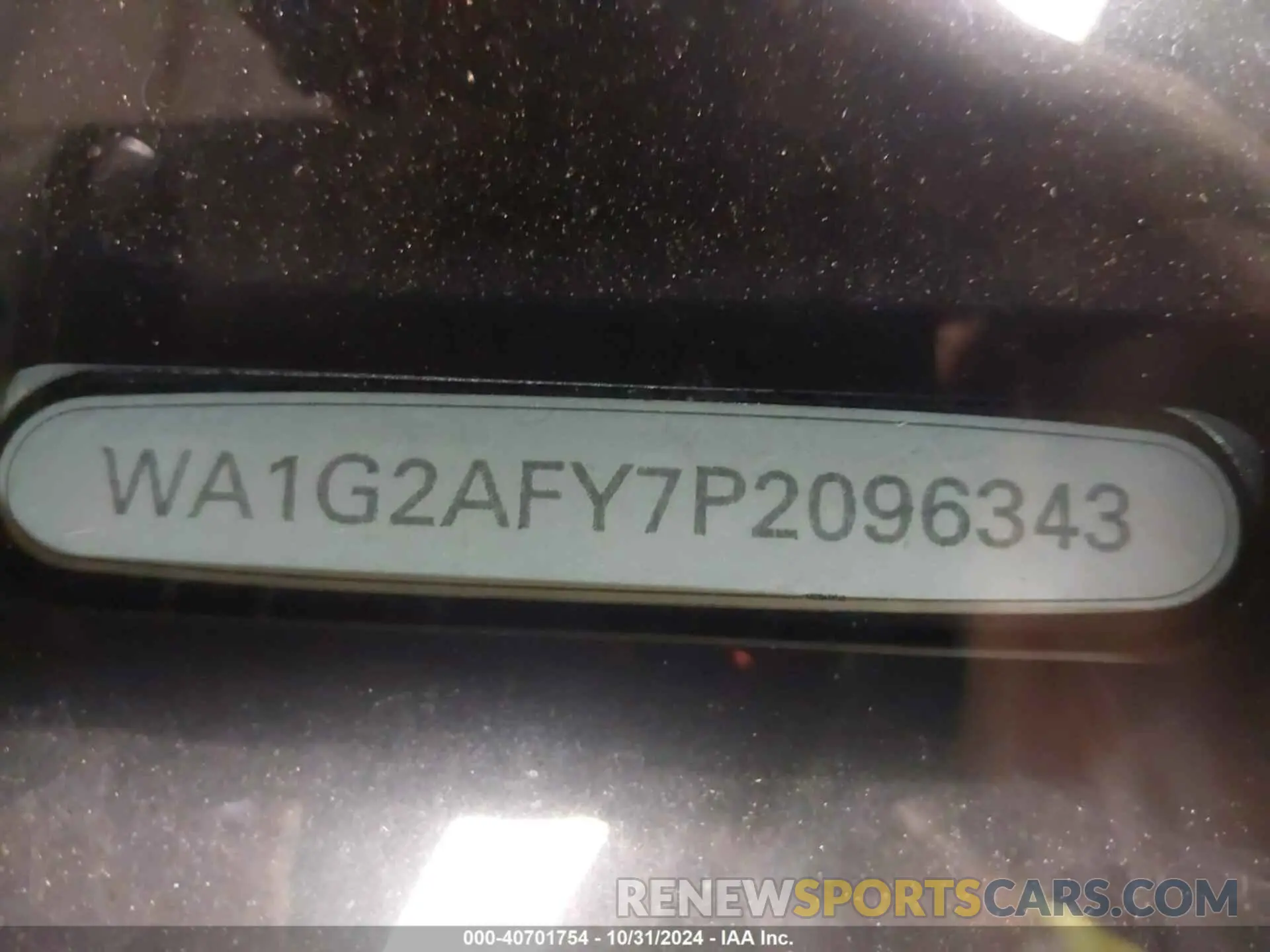 18 Photograph of a damaged car WA1G2AFY7P2096343 AUDI Q5 2023