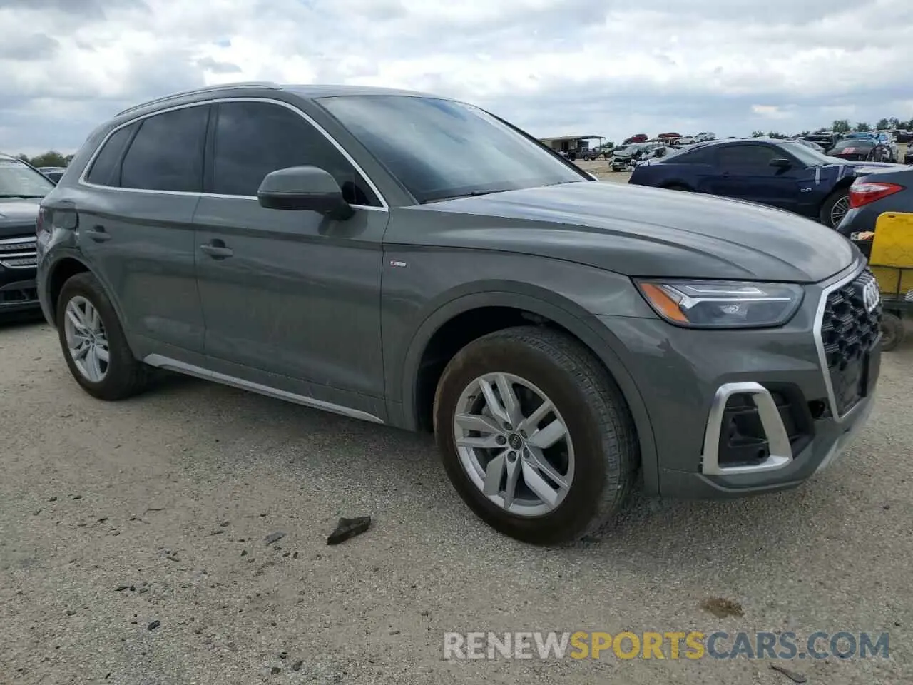 4 Photograph of a damaged car WA1GAAFY0P2110490 AUDI Q5 2023