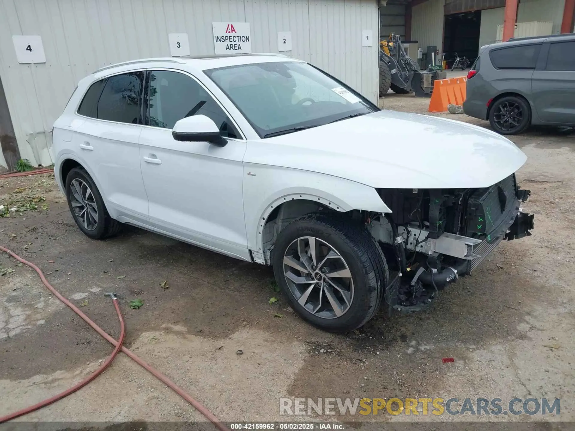 1 Photograph of a damaged car WA1GAAFY0P2137060 AUDI Q5 2023
