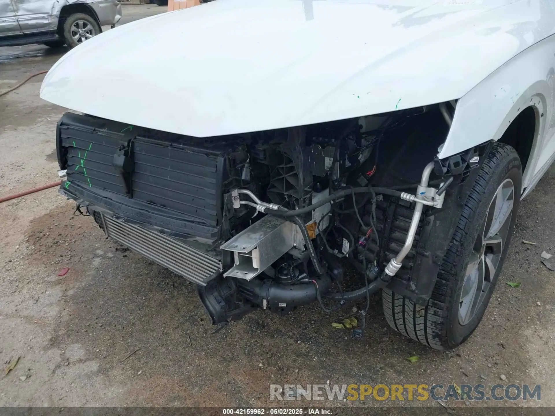 6 Photograph of a damaged car WA1GAAFY0P2137060 AUDI Q5 2023