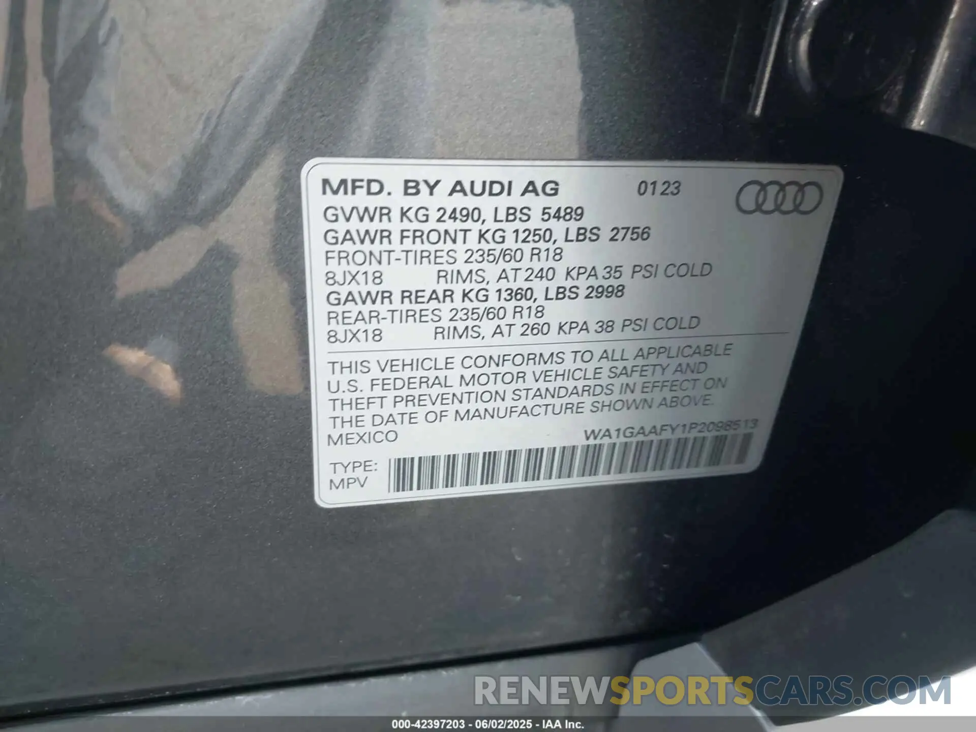 9 Photograph of a damaged car WA1GAAFY1P2098513 AUDI Q5 2023