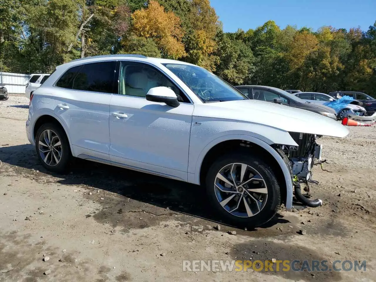 4 Photograph of a damaged car WA1GAAFY1P2106478 AUDI Q5 2023