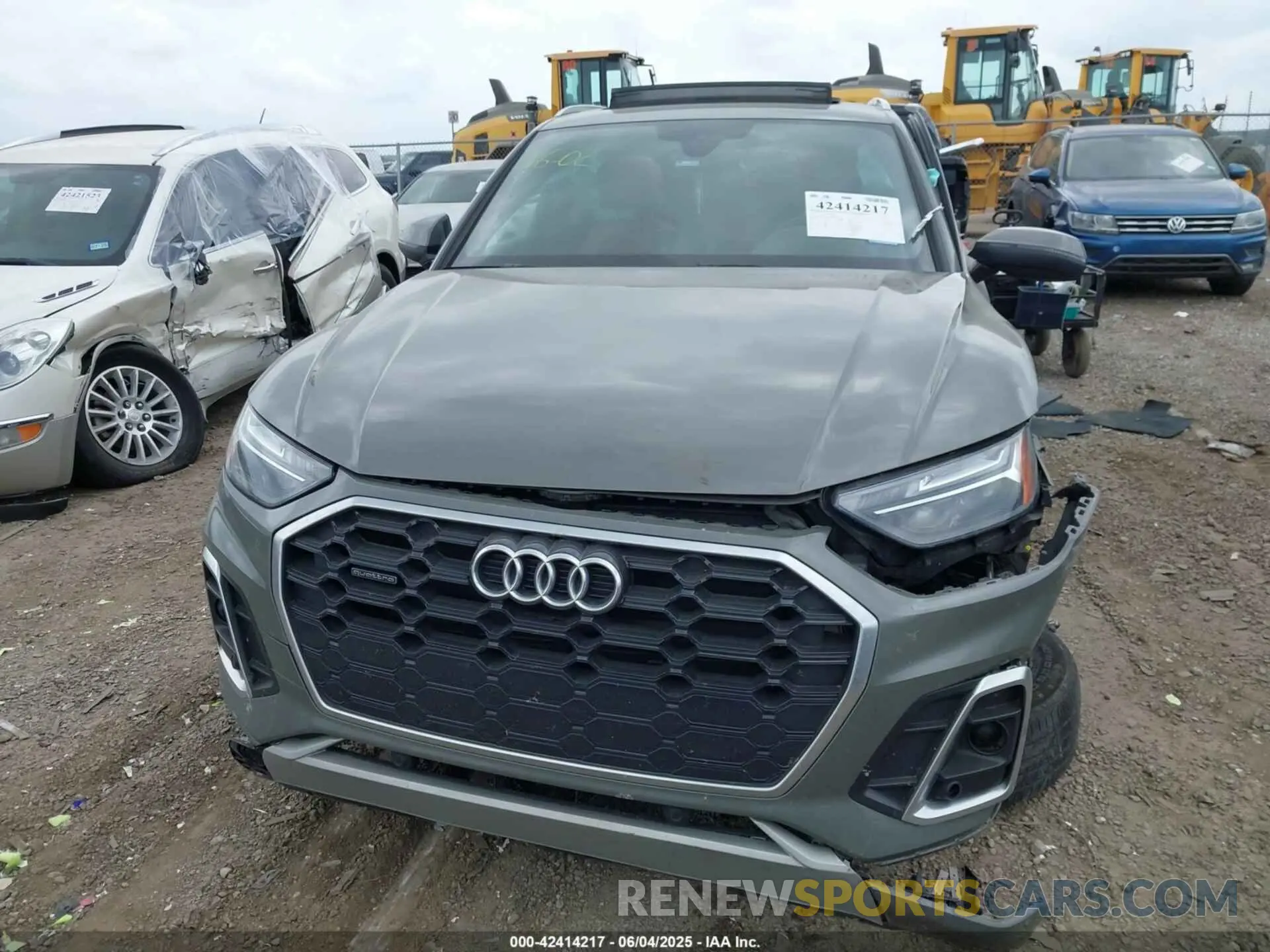12 Photograph of a damaged car WA1GAAFY3P2043285 AUDI Q5 2023