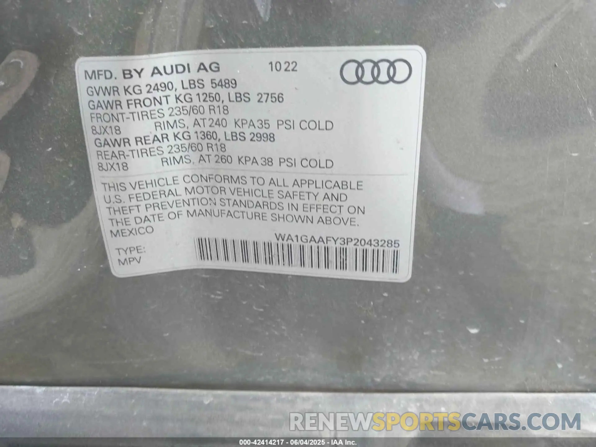 9 Photograph of a damaged car WA1GAAFY3P2043285 AUDI Q5 2023