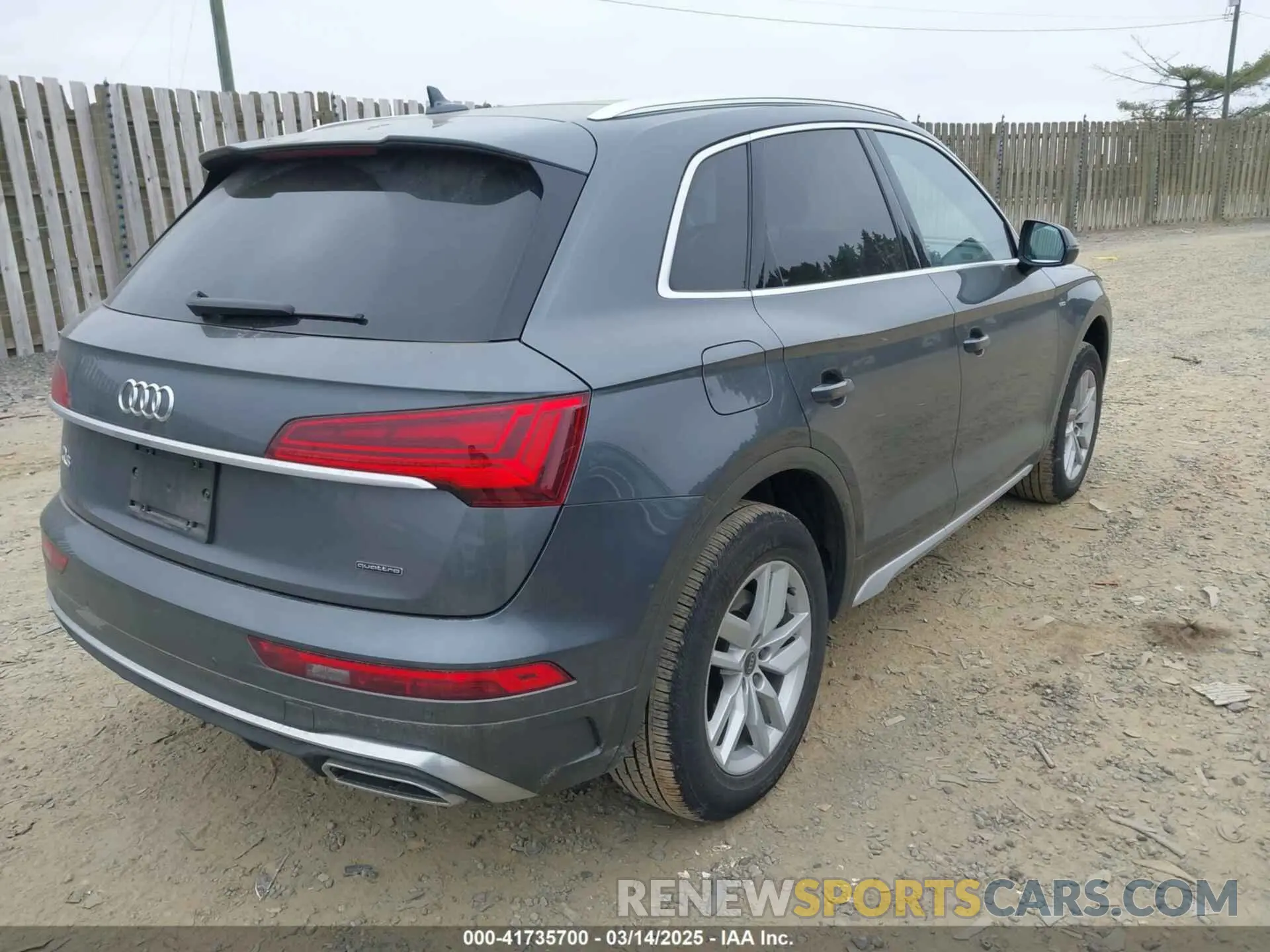 4 Photograph of a damaged car WA1GAAFY3P2062189 AUDI Q5 2023