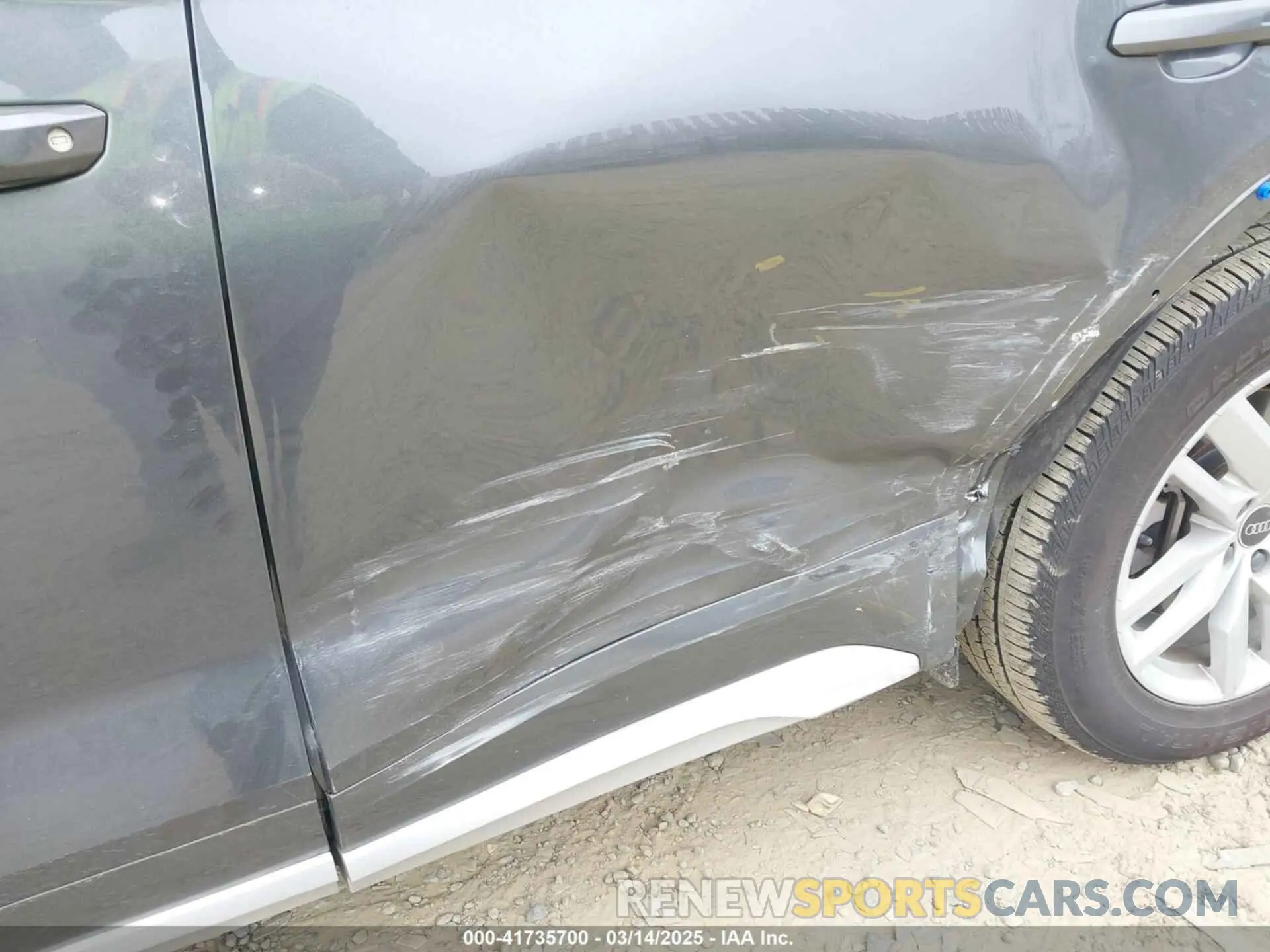 6 Photograph of a damaged car WA1GAAFY3P2062189 AUDI Q5 2023
