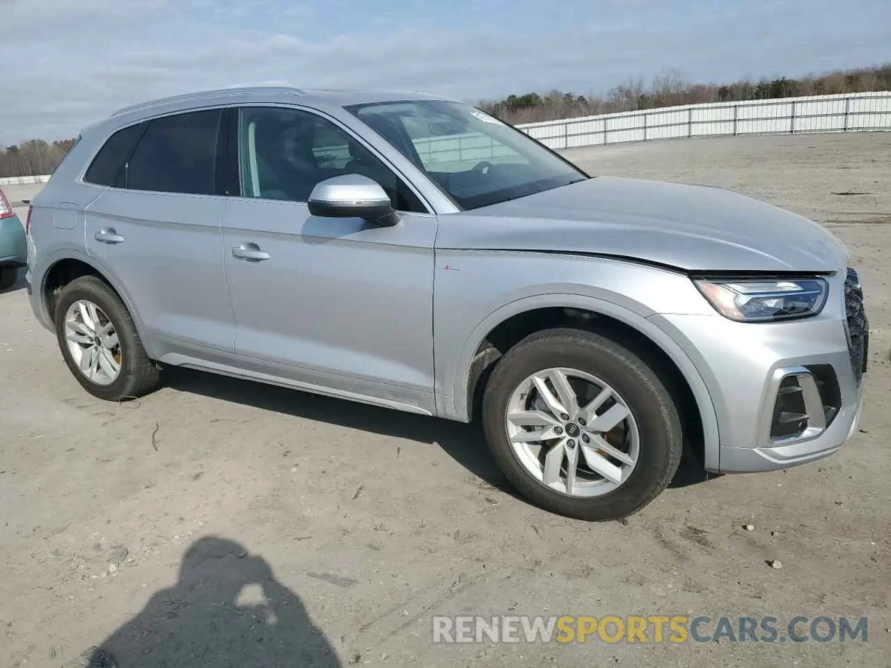 4 Photograph of a damaged car WA1GAAFY3P2098710 AUDI Q5 2023