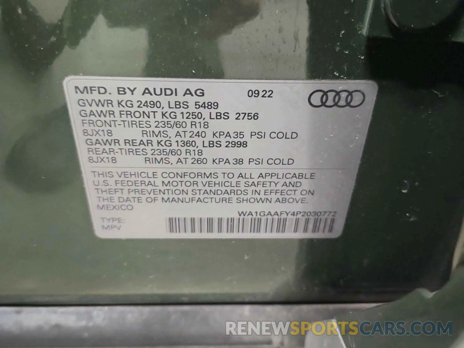 21 Photograph of a damaged car WA1GAAFY4P2030772 AUDI Q5 2023