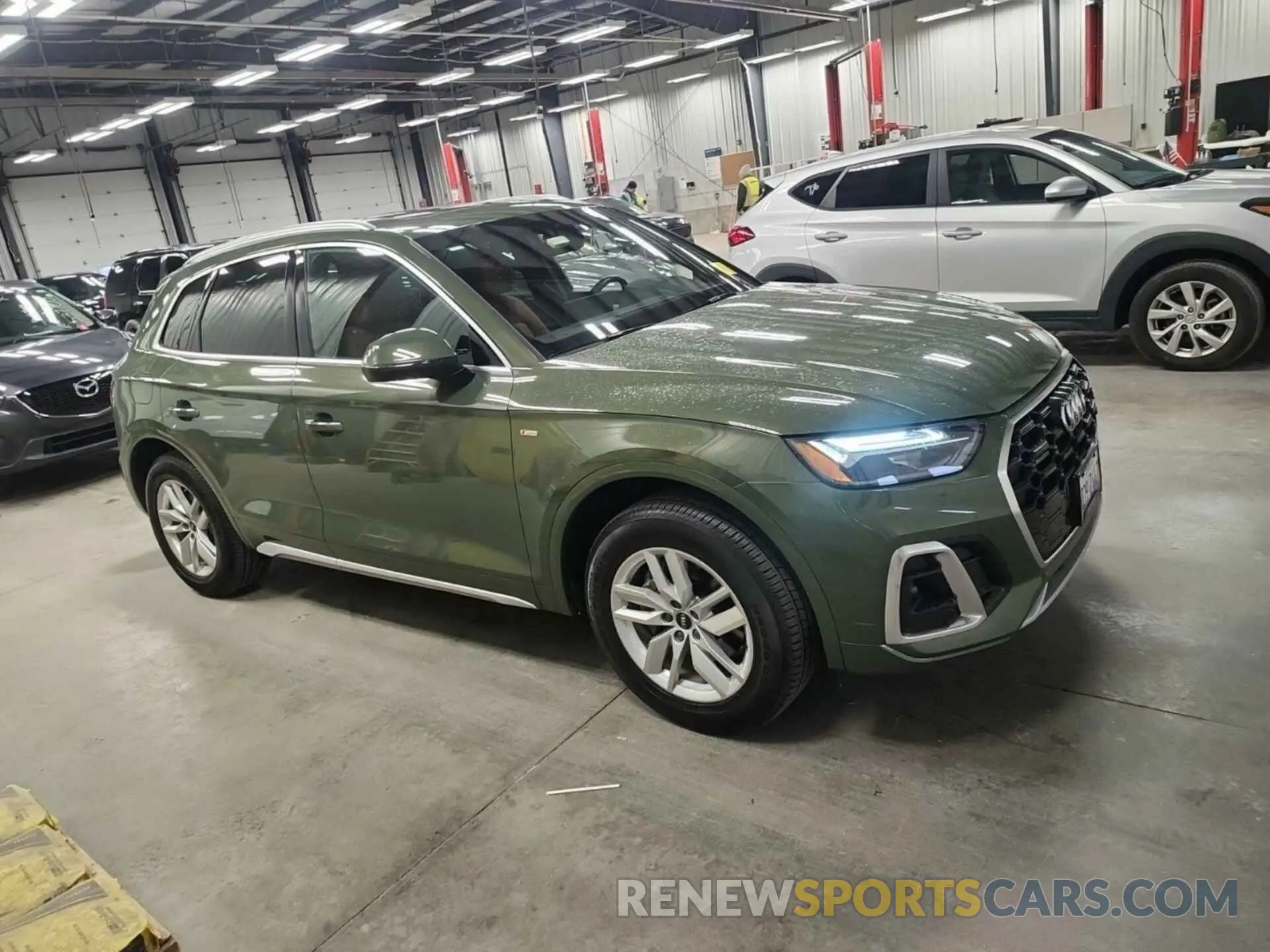 5 Photograph of a damaged car WA1GAAFY4P2030772 AUDI Q5 2023