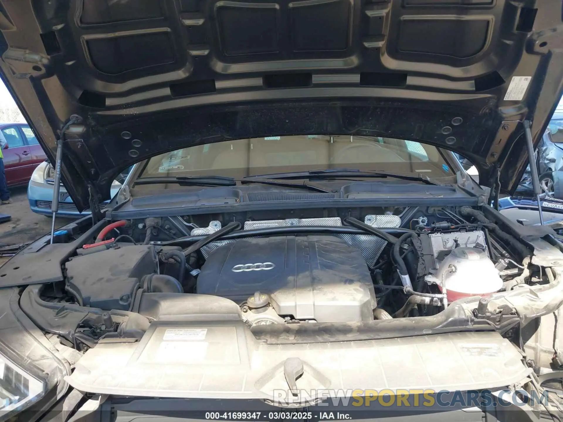 10 Photograph of a damaged car WA1GAAFY6P2096739 AUDI Q5 2023