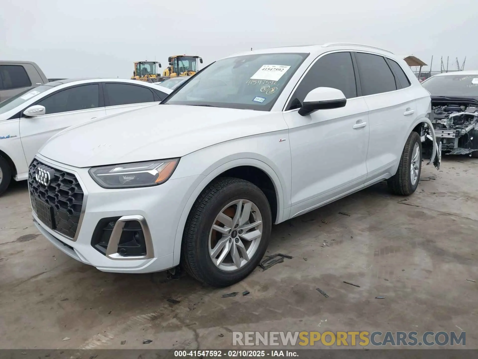 2 Photograph of a damaged car WA1GAAFY6P2135734 AUDI Q5 2023