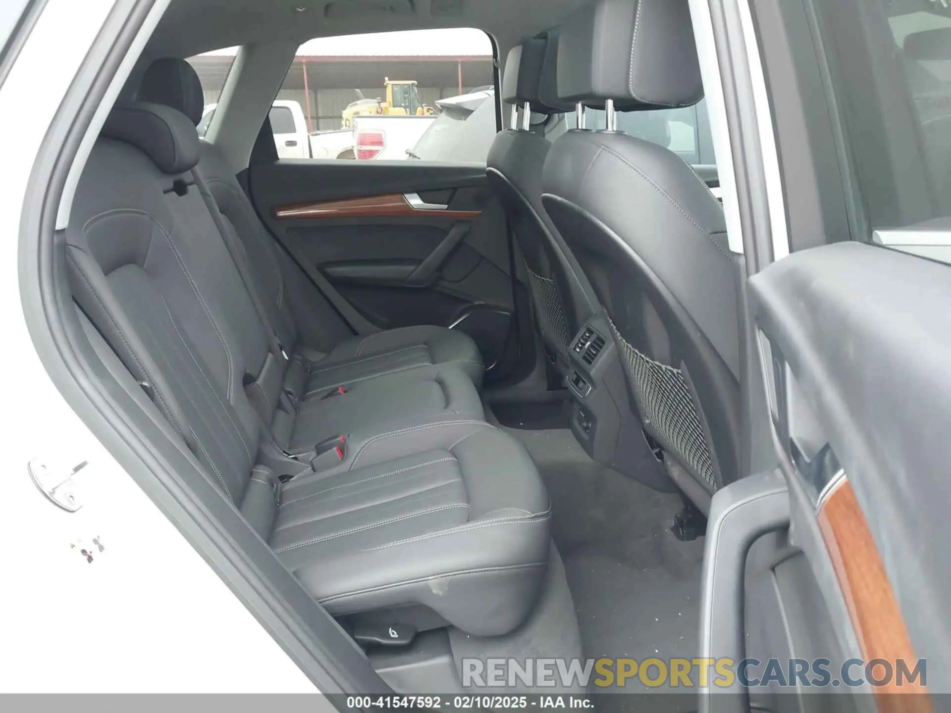 8 Photograph of a damaged car WA1GAAFY6P2135734 AUDI Q5 2023