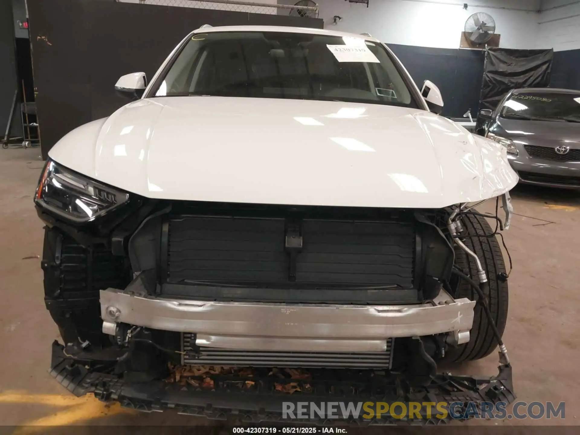 6 Photograph of a damaged car WA1GAAFY6P2157636 AUDI Q5 2023