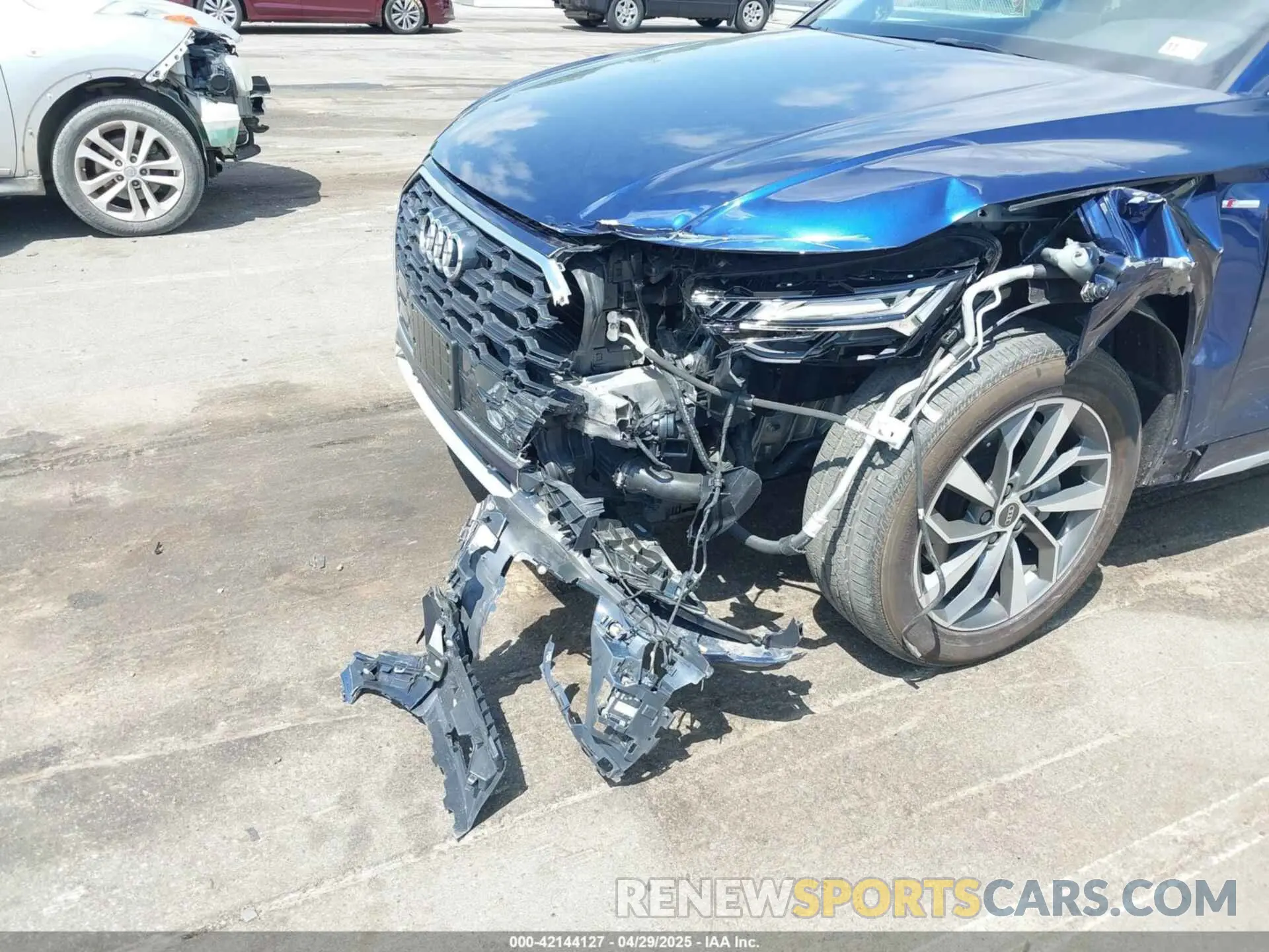 6 Photograph of a damaged car WA1GAAFY7P2122345 AUDI Q5 2023