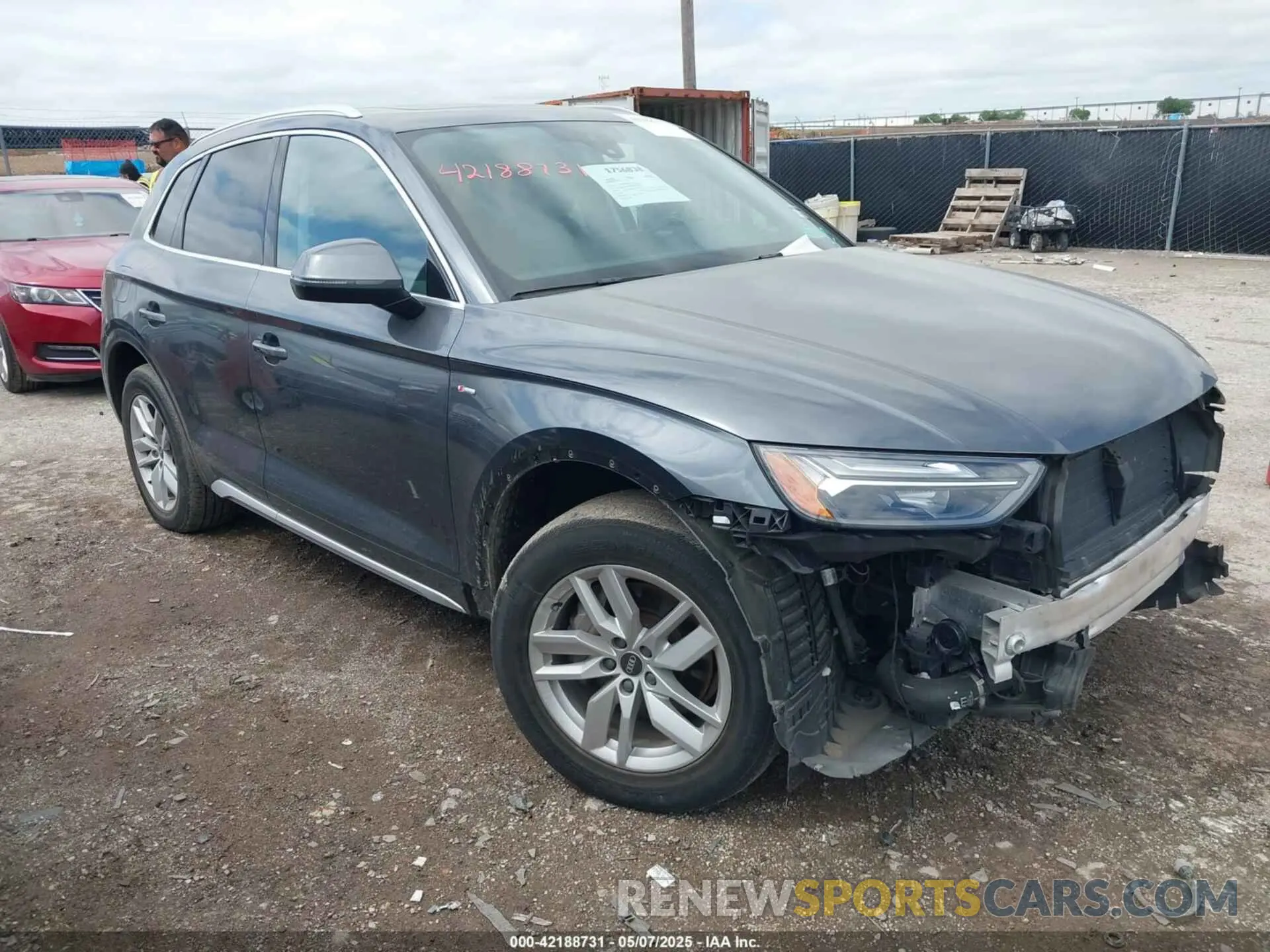 1 Photograph of a damaged car WA1GAAFY8P2034467 AUDI Q5 2023