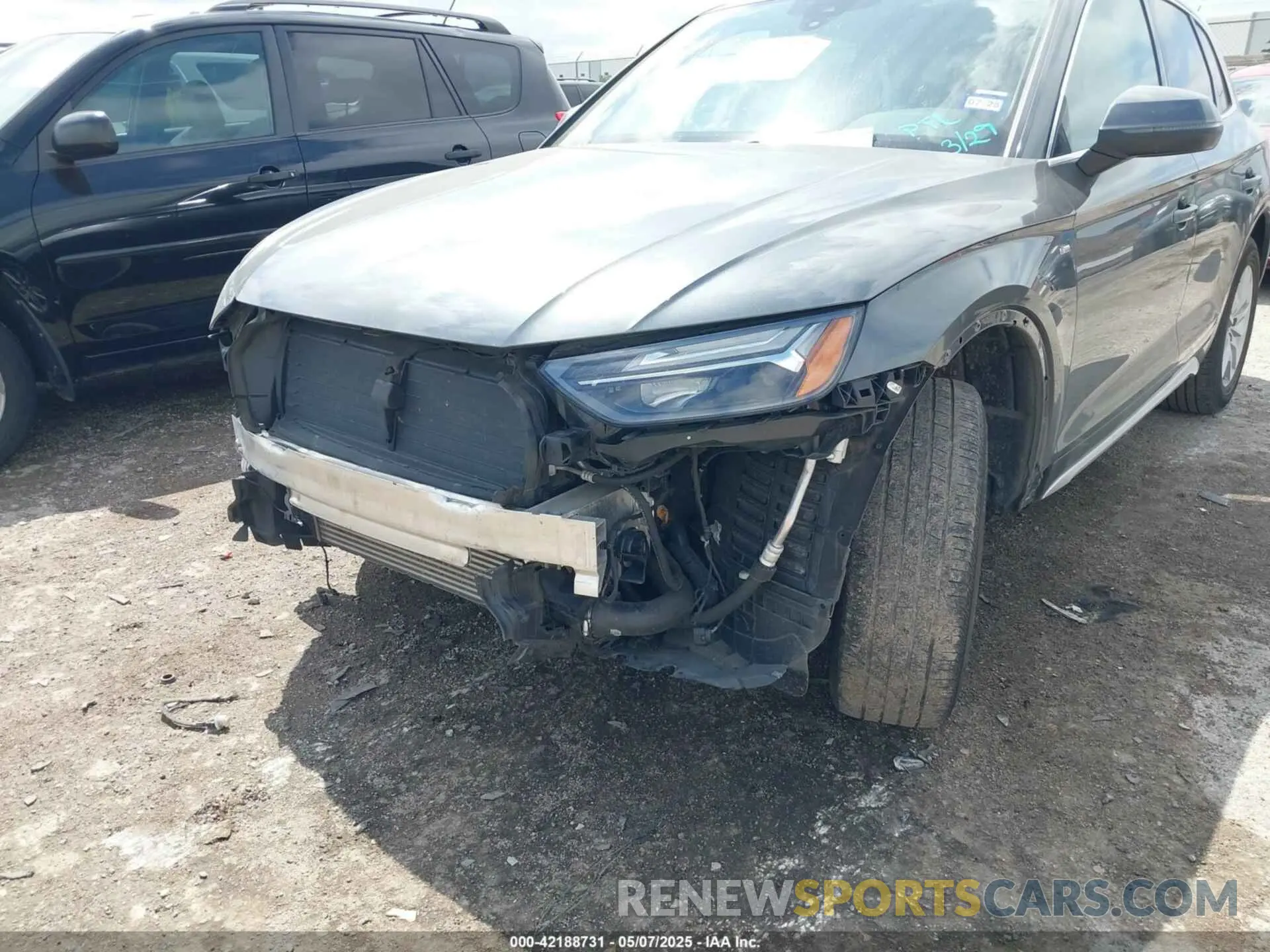 6 Photograph of a damaged car WA1GAAFY8P2034467 AUDI Q5 2023