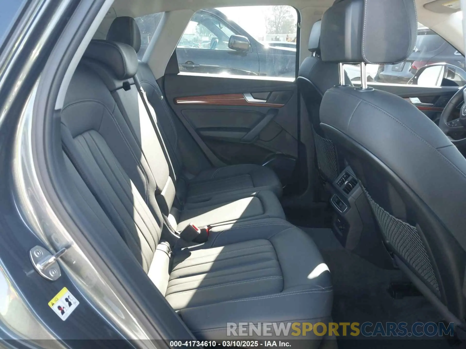 8 Photograph of a damaged car WA1GAAFY8P2189441 AUDI Q5 2023