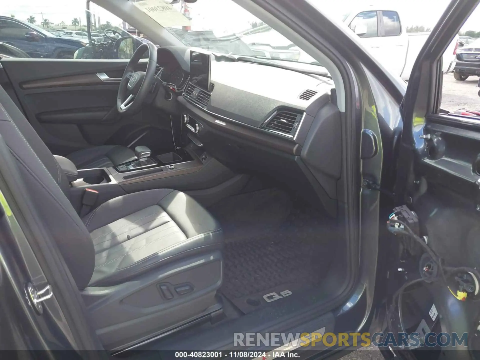 5 Photograph of a damaged car WA1GAAFY9P2141320 AUDI Q5 2023