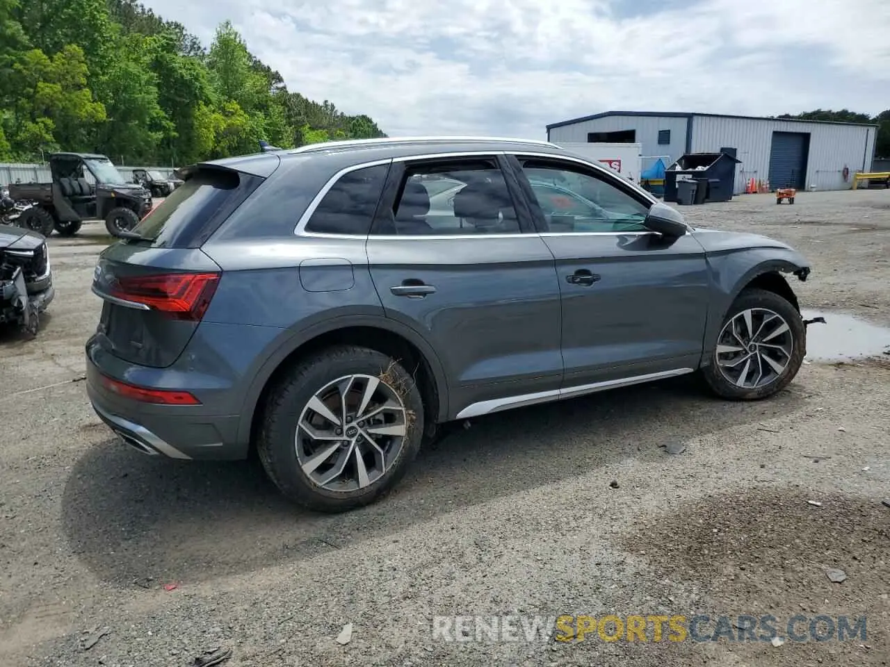 3 Photograph of a damaged car WA1GAAFYXP2136532 AUDI Q5 2023