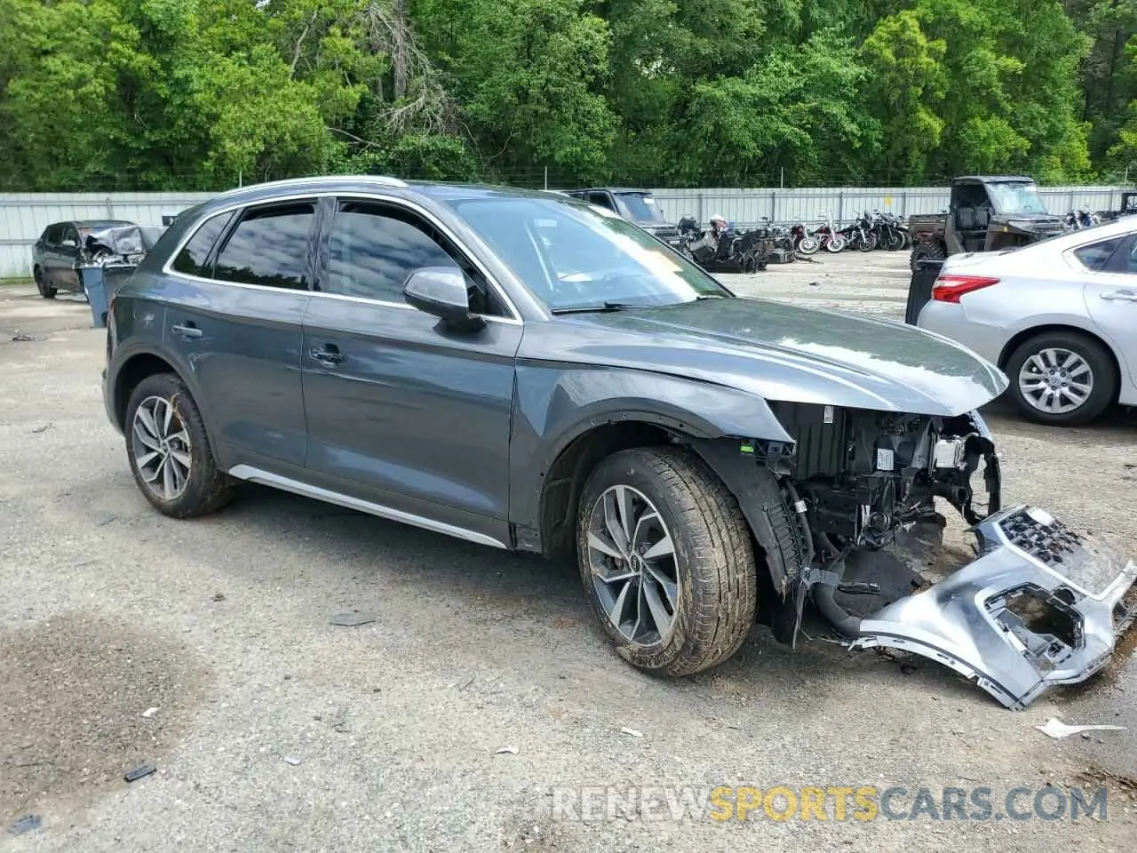 4 Photograph of a damaged car WA1GAAFYXP2136532 AUDI Q5 2023