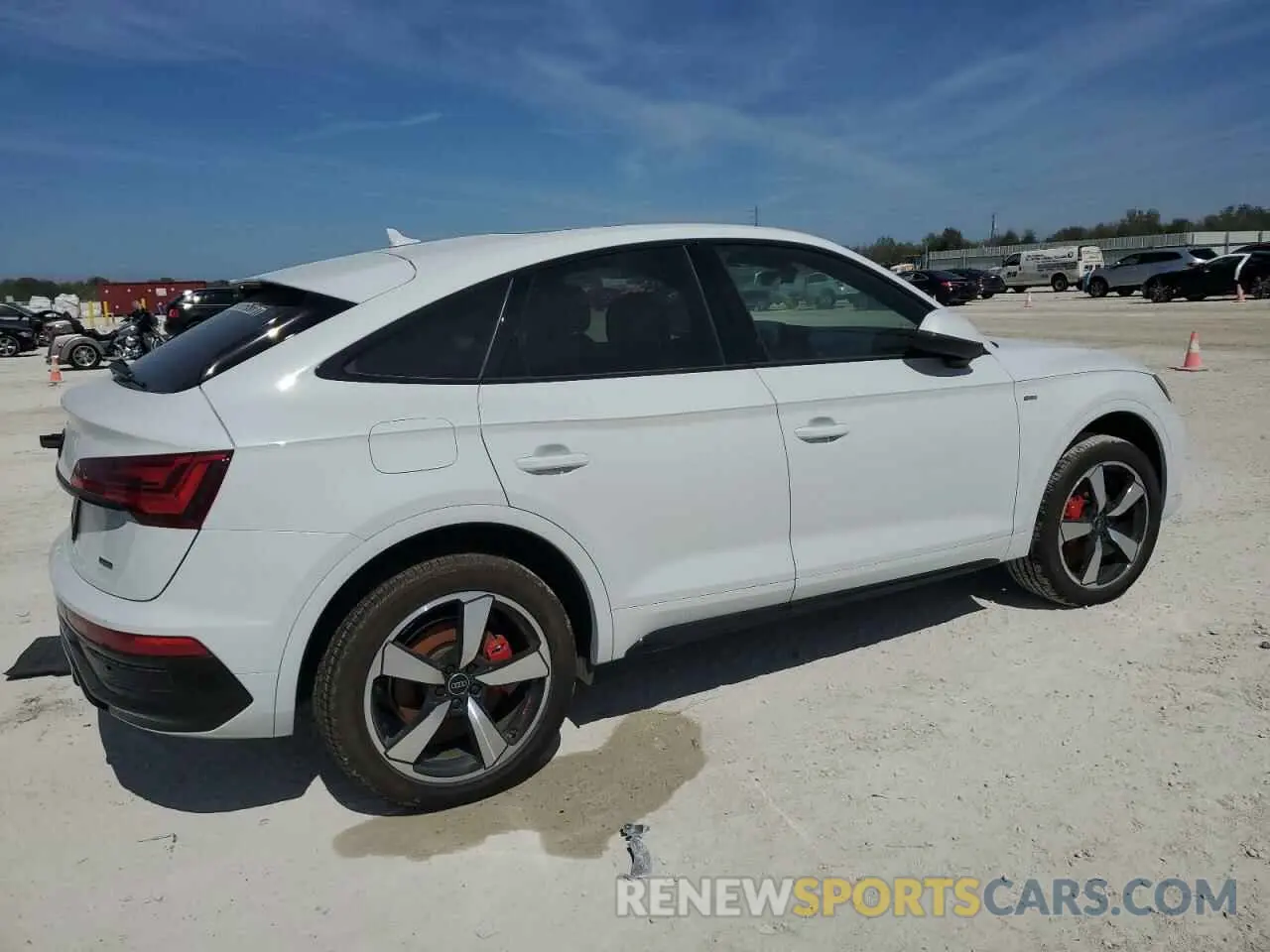 3 Photograph of a damaged car WA15AAFY1R2079440 AUDI Q5 2024
