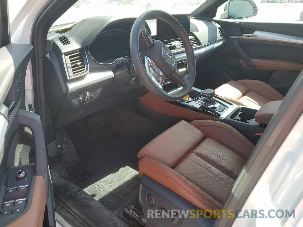 8 Photograph of a damaged car WA15AAFY1R2079440 AUDI Q5 2024