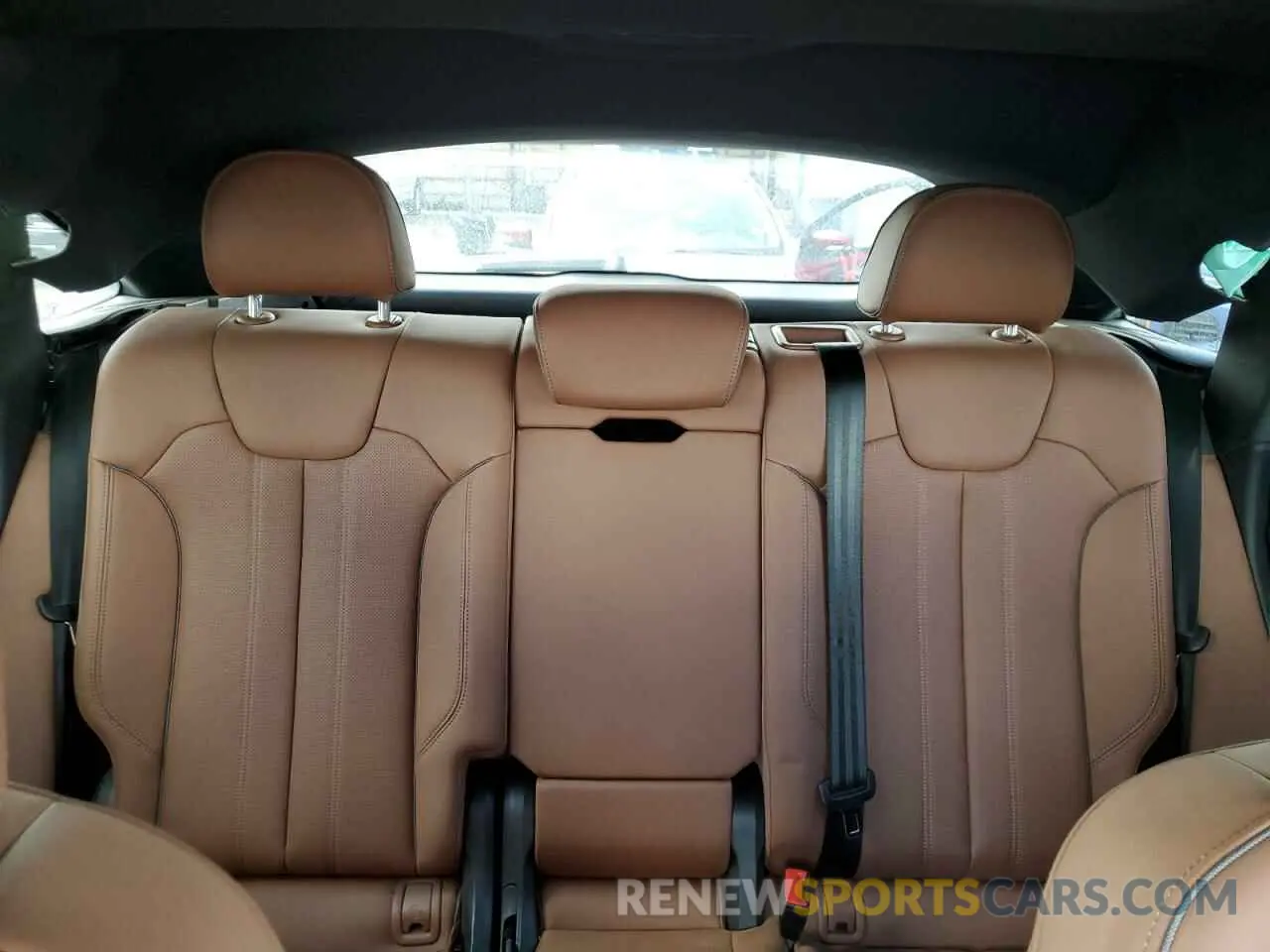 10 Photograph of a damaged car WA15AAFY3R2014234 AUDI Q5 2024