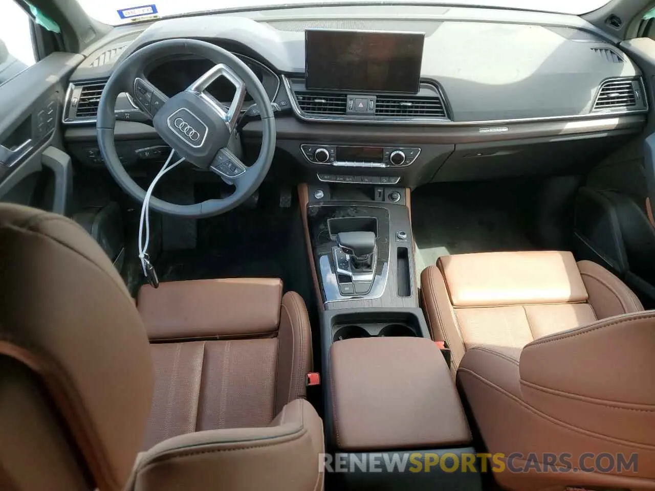 8 Photograph of a damaged car WA15AAFY3R2014234 AUDI Q5 2024