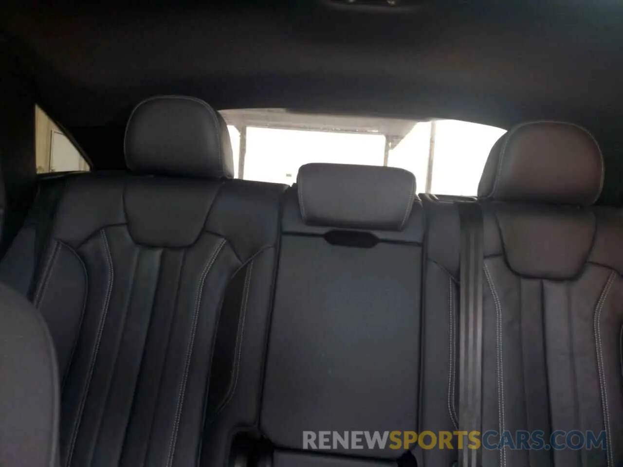 10 Photograph of a damaged car WA15AAFY8R2082545 AUDI Q5 2024