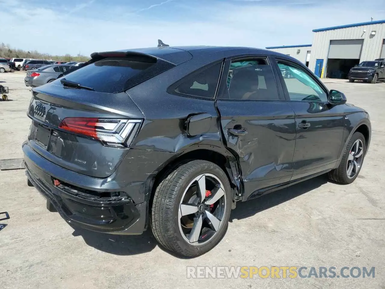 3 Photograph of a damaged car WA15AAFY9R2120719 AUDI Q5 2024