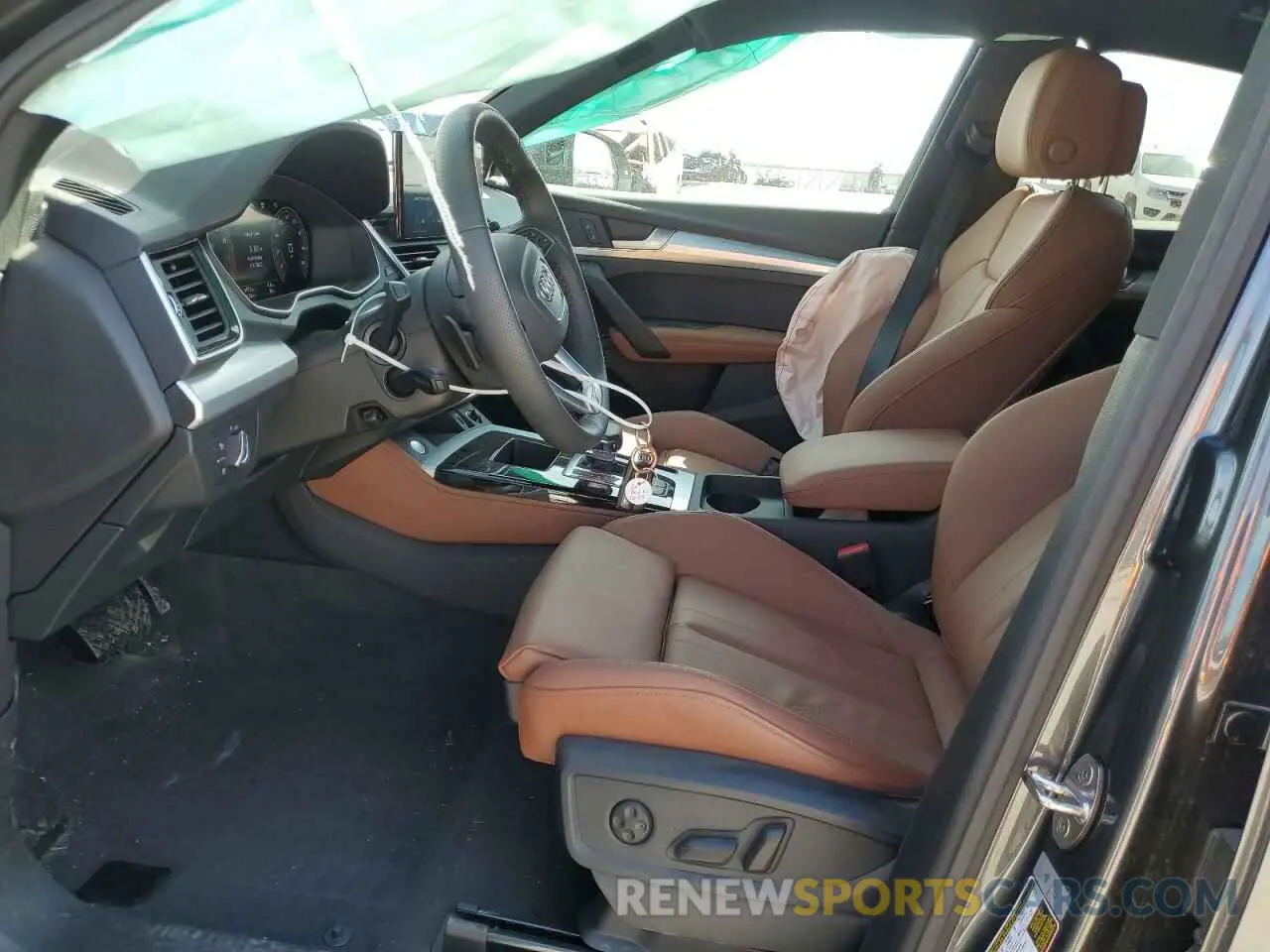 7 Photograph of a damaged car WA15AAFY9R2120719 AUDI Q5 2024