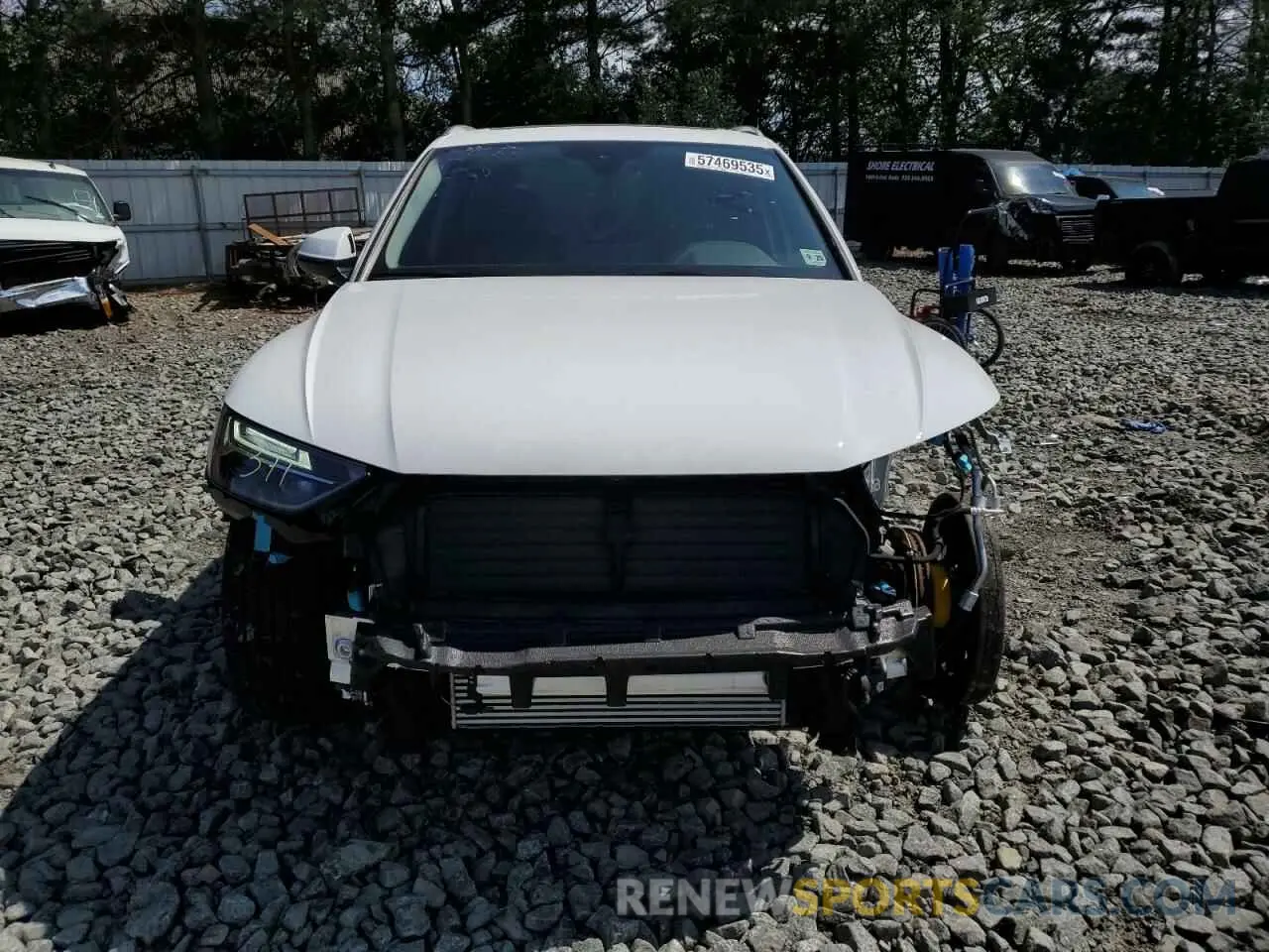 5 Photograph of a damaged car WA1ABAFY2R2150639 AUDI Q5 2024