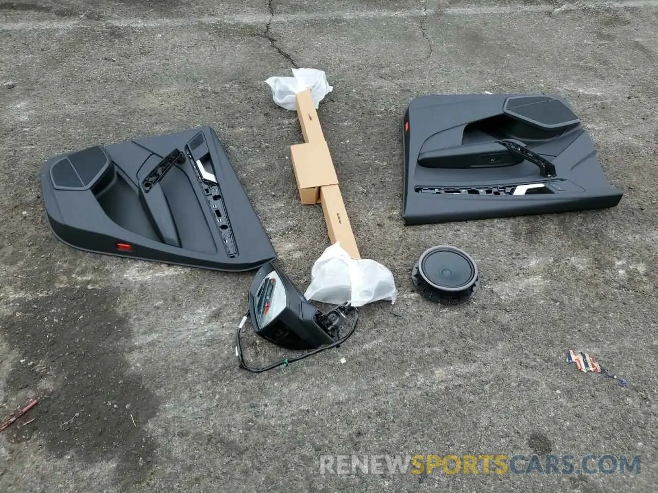 13 Photograph of a damaged car WA1ABAFY6R2137571 AUDI Q5 2024