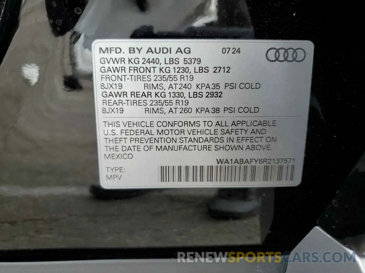 14 Photograph of a damaged car WA1ABAFY6R2137571 AUDI Q5 2024
