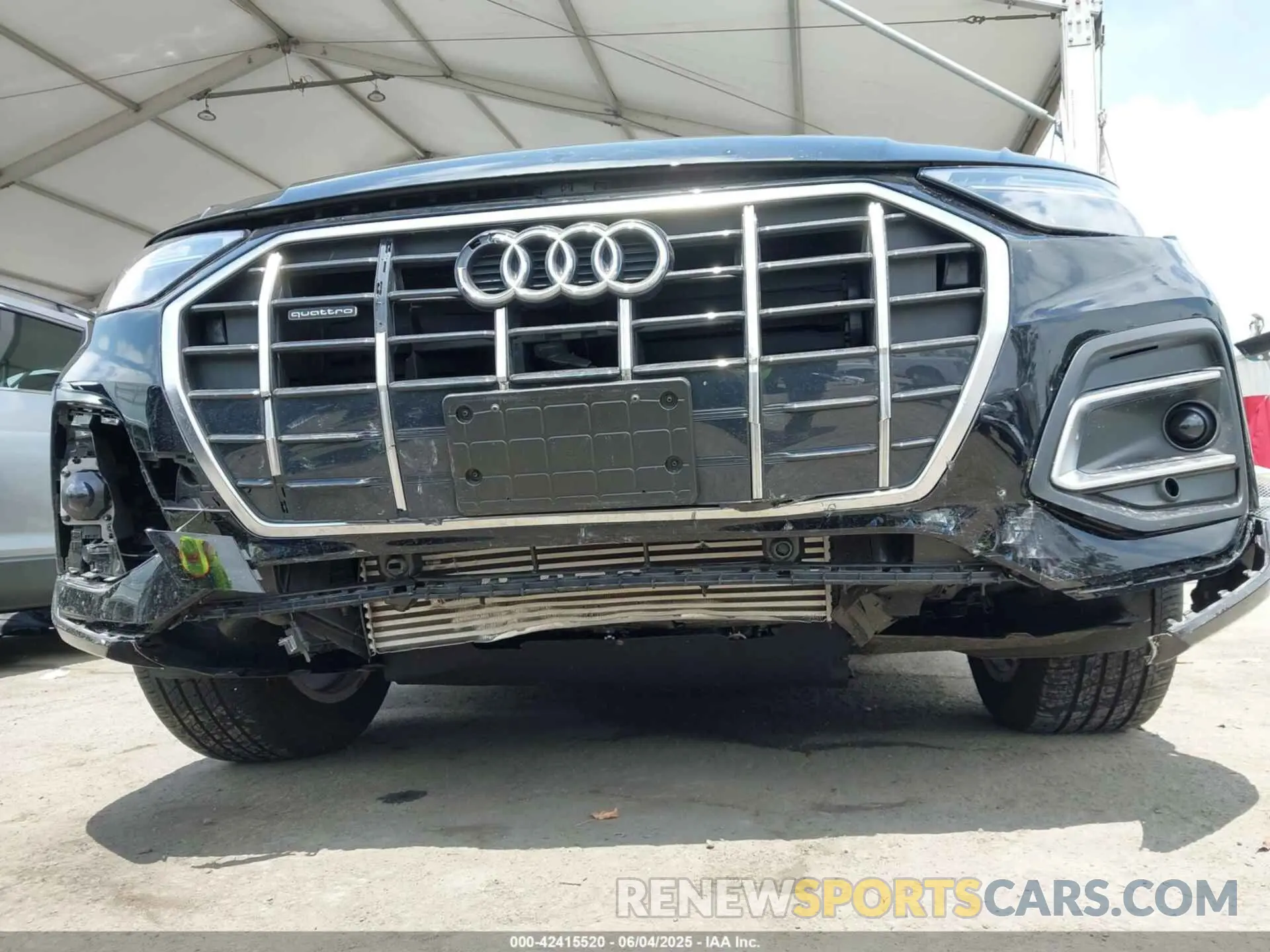 17 Photograph of a damaged car WA1ABAFY8R2013737 AUDI Q5 2024