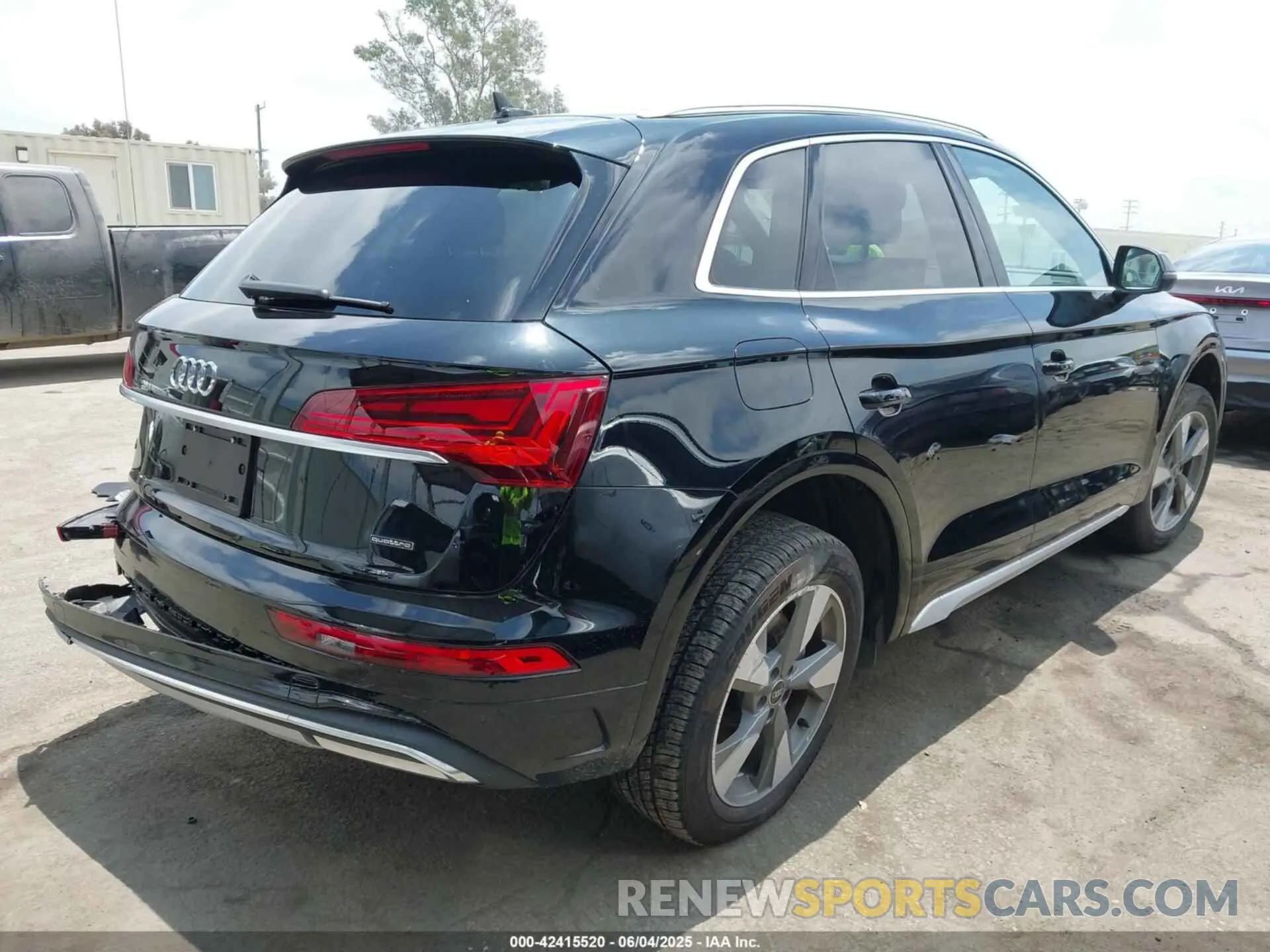 4 Photograph of a damaged car WA1ABAFY8R2013737 AUDI Q5 2024
