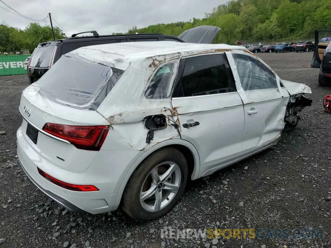 3 Photograph of a damaged car WA1ABAFY8R2043756 AUDI Q5 2024