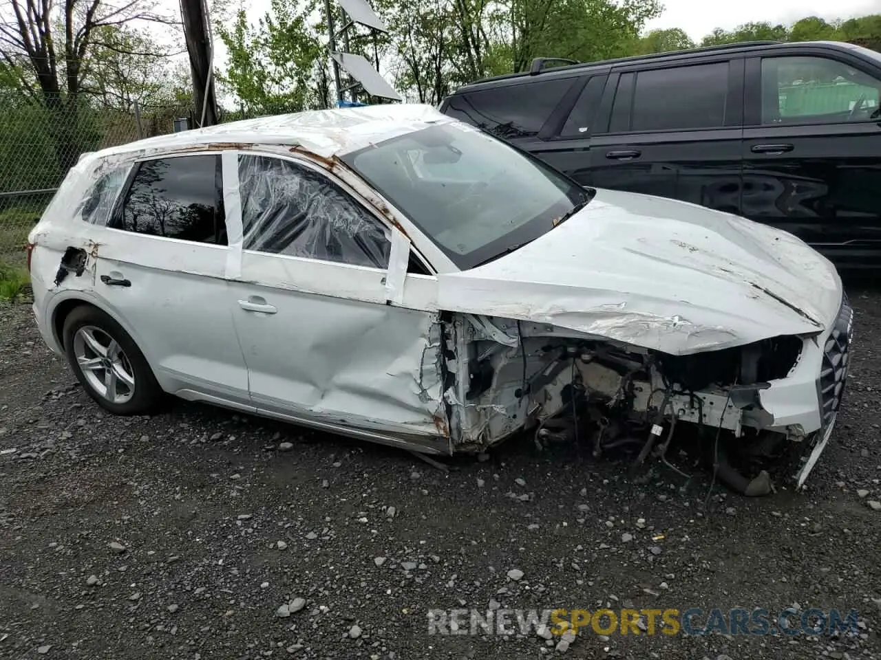 4 Photograph of a damaged car WA1ABAFY8R2043756 AUDI Q5 2024