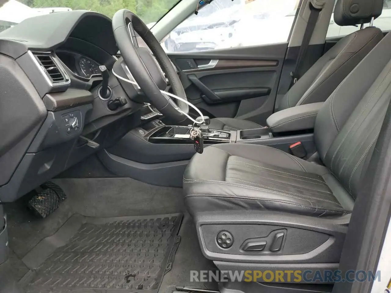 7 Photograph of a damaged car WA1ABAFY8R2043756 AUDI Q5 2024