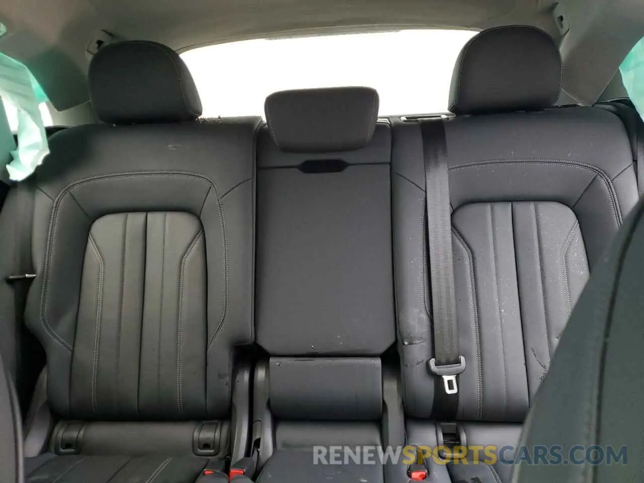 10 Photograph of a damaged car WA1ABAFY9R2083635 AUDI Q5 2024