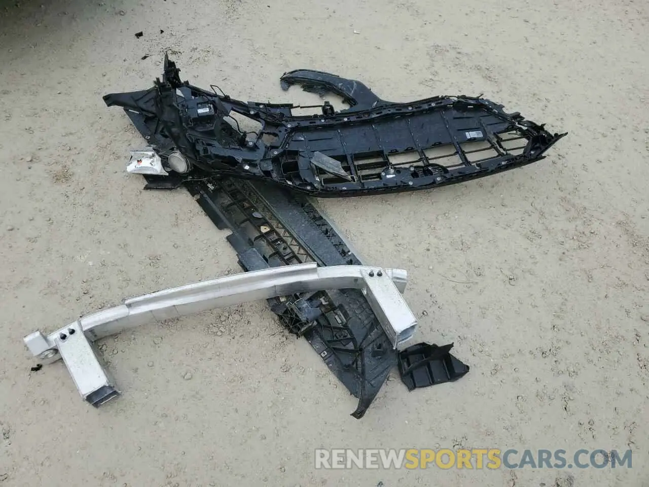13 Photograph of a damaged car WA1ABAFY9R2083635 AUDI Q5 2024