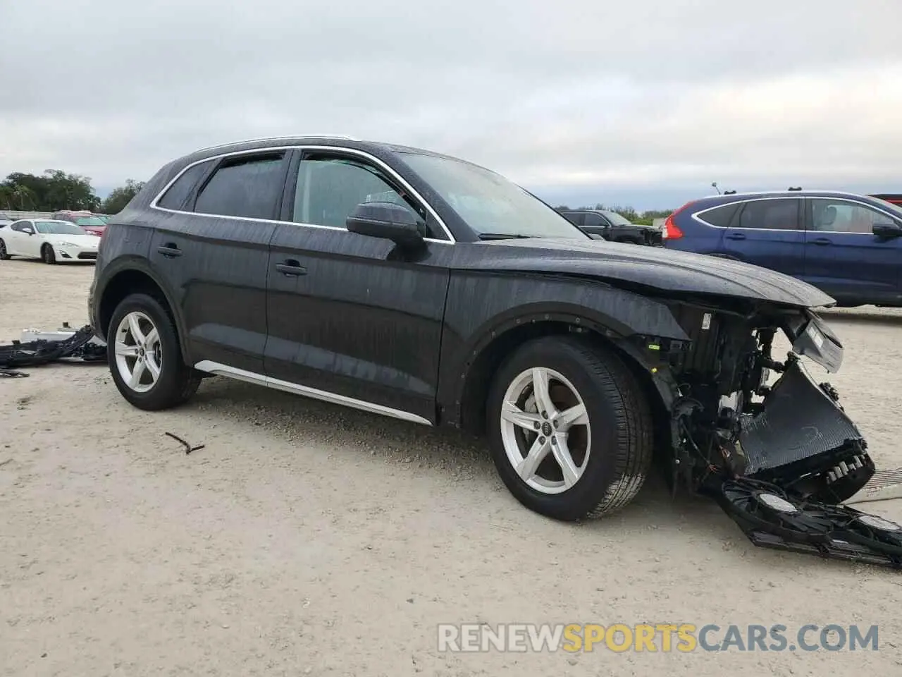 4 Photograph of a damaged car WA1ABAFY9R2083635 AUDI Q5 2024