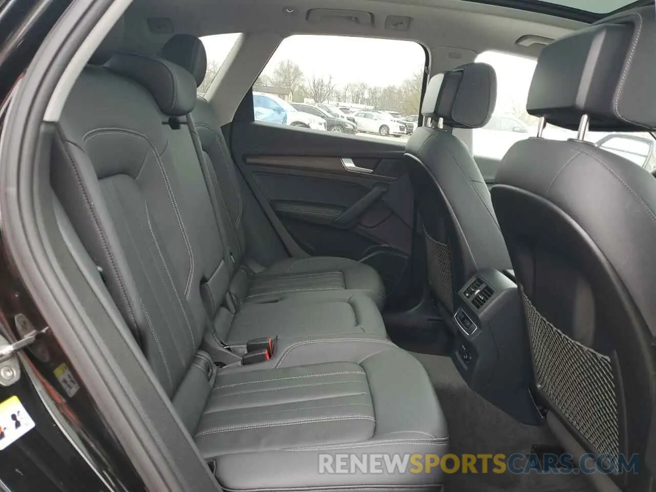 11 Photograph of a damaged car WA1BBAFY1R2037611 AUDI Q5 2024