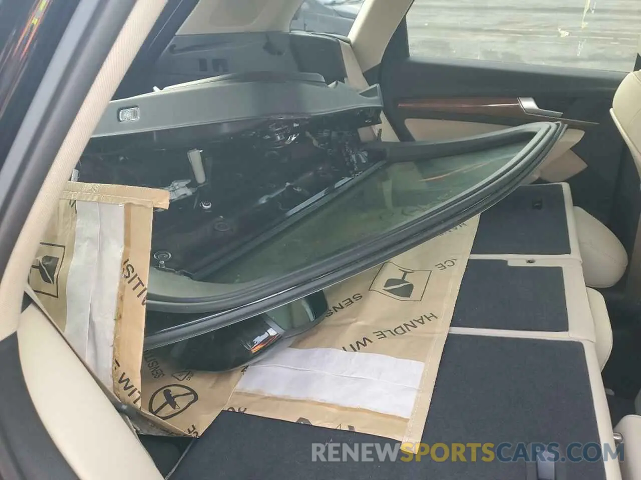 13 Photograph of a damaged car WA1BBAFY4R2057254 AUDI Q5 2024