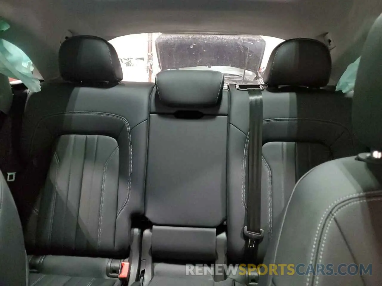 10 Photograph of a damaged car WA1BBAFY6R2017287 AUDI Q5 2024