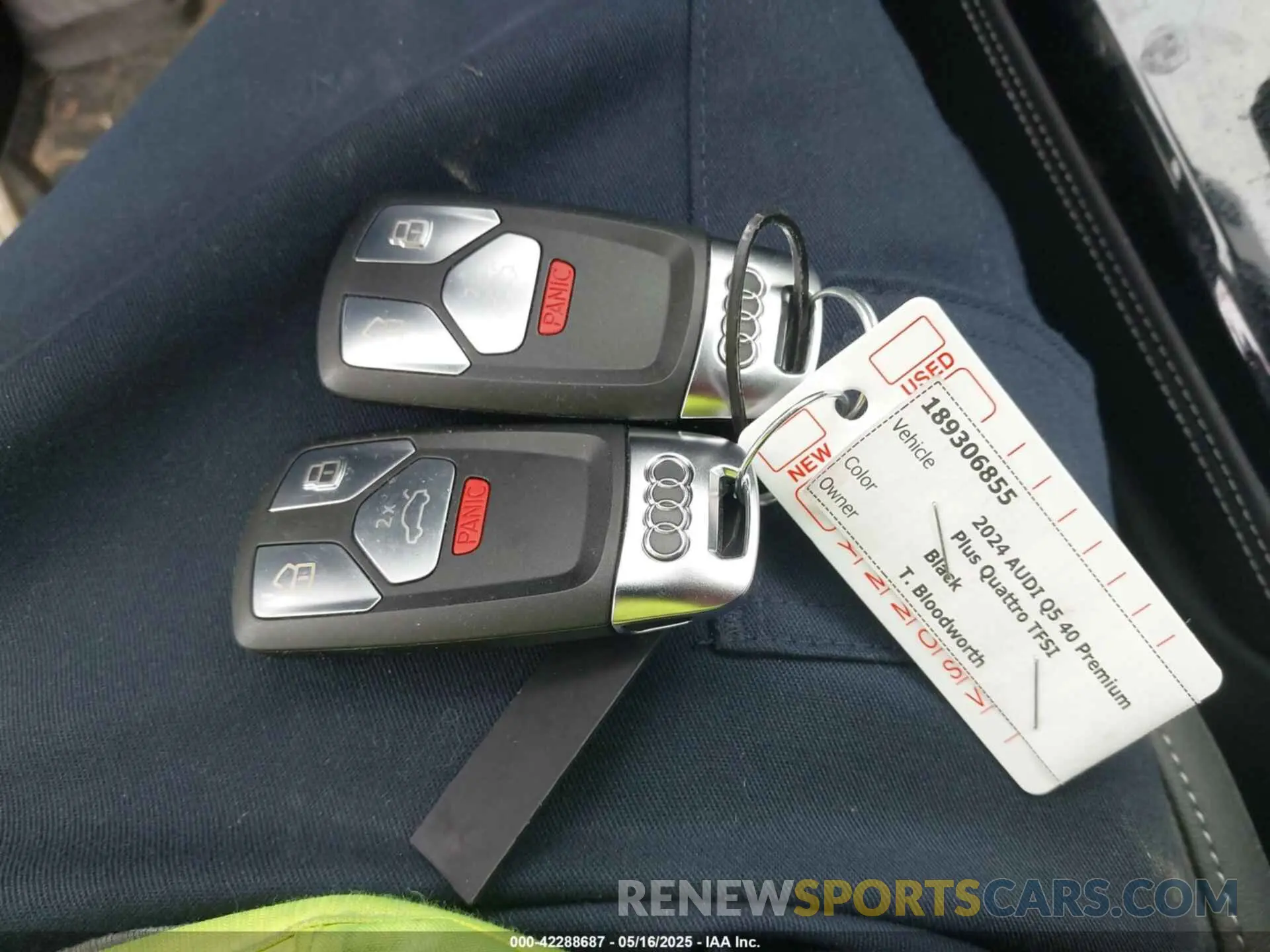 11 Photograph of a damaged car WA1BBAFY7R2047852 AUDI Q5 2024