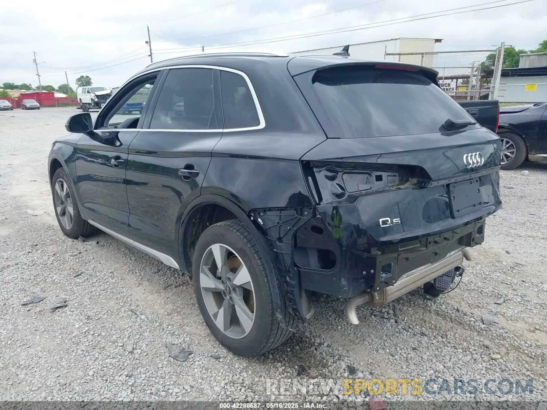 3 Photograph of a damaged car WA1BBAFY7R2047852 AUDI Q5 2024